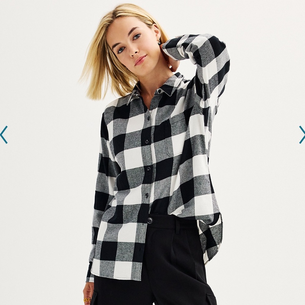 SO Juniors Black and White Core Flannel